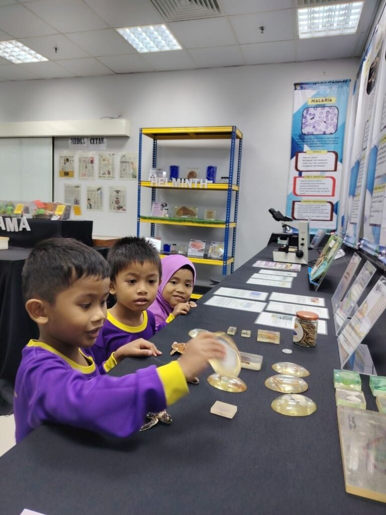 Program Ekspedisi Sains @ Jabatan Biokimia UKM, KL